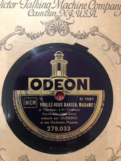 null Lot of 20 78 rpm records in their original sleeves various.