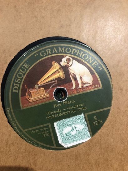 null Disques 78 tours. Album de 12 disques "Schallplatte Gramophon". Valses, Yvette...