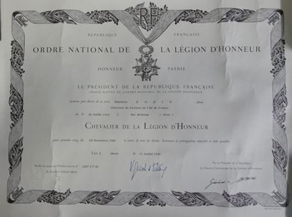 null Ordre National de la légion d'honneur décerné à Jean Robin en 1980 signé par...