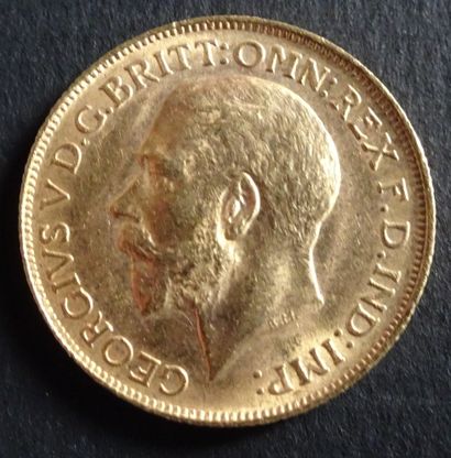 Gold coin. Sovereign George V coin, Gold....