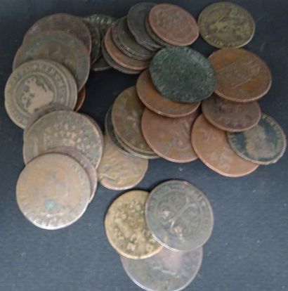 null Important lot of antique and roman coins to identify found in a burlap bag ...