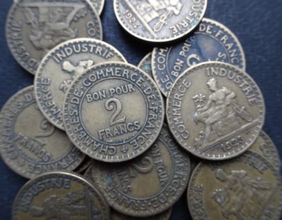 15 pièces de 2 frs chambre de commerce 1924....