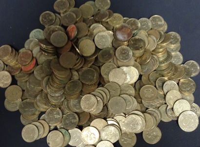null Important set of French coins 5cts, 10cts, 20cts, 50cts, 1frs...
4 bags.