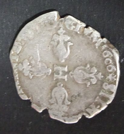 null Coin Henri III half francs with flat collar.