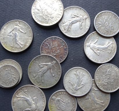 Set of 14 silver coins including 1 frs Helvetia...