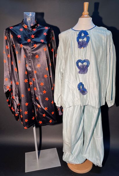 null Orange star jacket + Blue harlequin suit circa 1920.