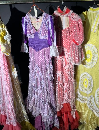 null CASINO DE PARIS. PARIS LINE: 1976. 6 lace dresses in different colors.