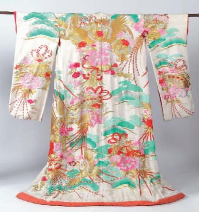 null Kimono de mariage entièrement brodé + perruque