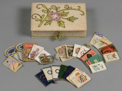 null Petits calendriers Collection de 24 tout-petits calendriers entre 1912 et 1963...
