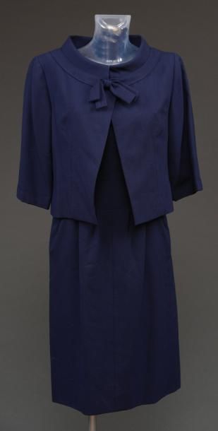 Jean Patou Ensemble robe et veste, bleu marine. Griffé, haute couture 78240, vers...