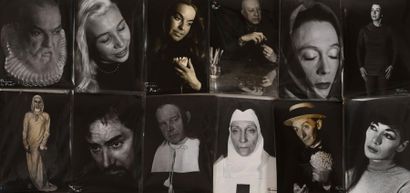 Thérèse LE PRAT Ensemble de 12 photographies d'artistes vers 1940-1950, pour certaines...
