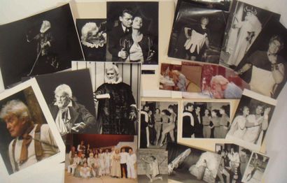 Jean MARAIS Ensemble de 24 photographies concernant la carrière de Jean Marais au...