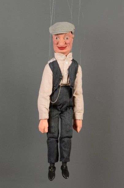 null MARIONNETTE À FILS COMPAGNIE MARCEL LEDUN Personnage: Le Joueur de cartes. 60...