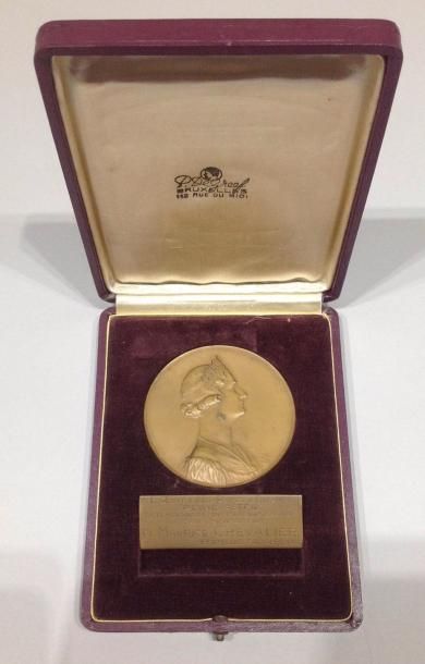 Maurice Chevalier
Médaille en bronze par...