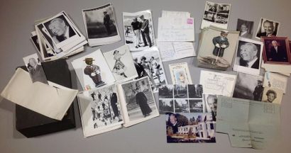 null Maurice Chevalier
Ensembles de cartes postales, lettres, photographies dans...