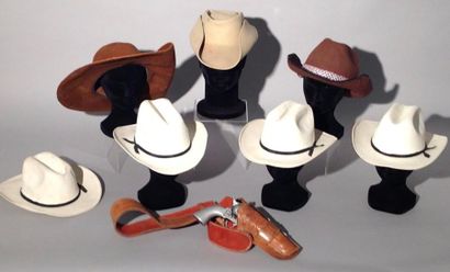 null Costumes Music-Hall
 4 vestes de cow-boy en cuir + 4 chapeaux blancs + 2 feutres...