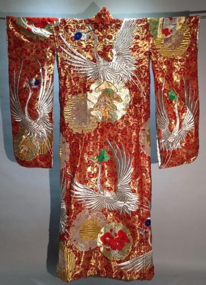 null Costumes Music-Hall
Kimono de mariage japonais avec perruque et ombrelle.