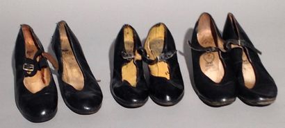 null Accessoires Music-Hall
Gros lot de chaussures de cancan noires.