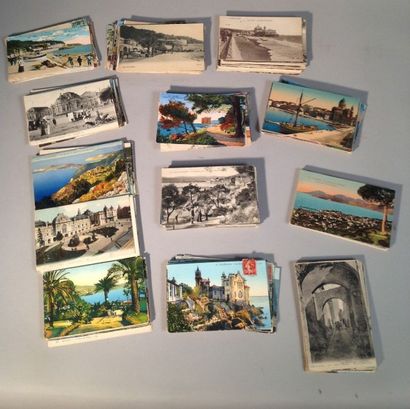 null Cartes postales anciennes
France, Côte d'Azur.
350 cartes postales.