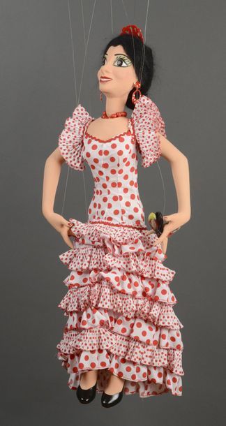 null MARIONNETTE A FILS
COMPAGNIE MARCEL LEDUN
Personnage?: Danseuse de flamenco...