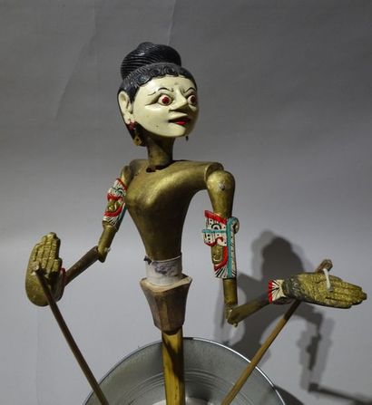 null WAYANG GOLECK , Marionnette à tiges de Java, Indonésie, bois polychrome sculpté...