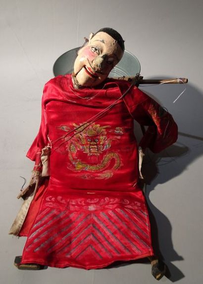 null MARIONNETTE A FILS chinoise. XIXéme. bouche articulée. 70 cm.