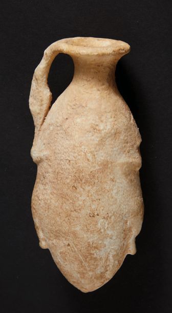 null ? VASE ZOOMORPHE.
Égypte, Nouvel Empire.
Vase plastique représentant un canard...