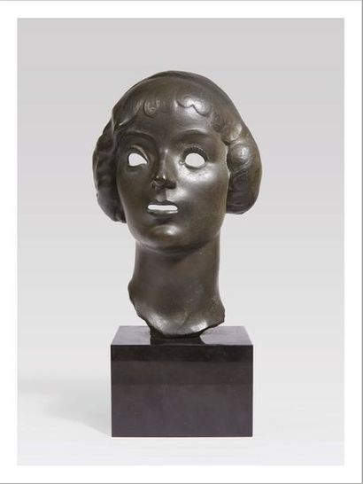 Pablo GARGALLO (1881-1934) Portrait de Madame Grant, 1913
Sculpture en bronze à patine...