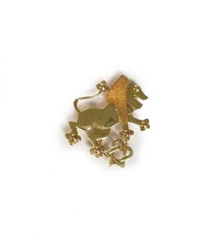 null 

Broche-pendentif en or jaune 14K (585) représentant le blason de Jérusalem.

H_4,1...