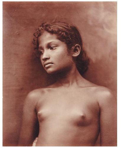 WILLIAM SKEEN & CO Portraits d'une jeune femme et d'un jeune homme, Ceylan Vers 1880...