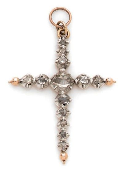 null CROIX PENDENTIF en or jaune 18k (750) entièrement sertie de diamants taillés...