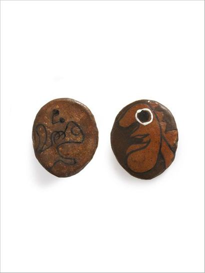 Joan MIRO (1893-1983) 
Flat pebble, black profile, 1956 Painted
ceramic.
Signed,...