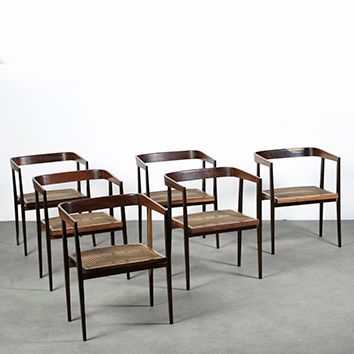 JOAQUIM TENREIRO (1906-1992) 
Série de 6 chaises modèle «U»
Palissandre* et cannage
Circa...