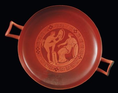 Néolithique & Antiquité classique Kylix à figures rouges peint à l'intérieur d'un...