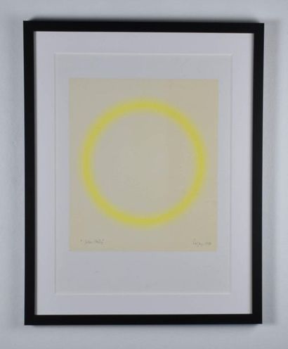 Peter Sedgley (Né en 1930) Yellow Study, 1968
Acrylique sur papier. Signée, datée...
