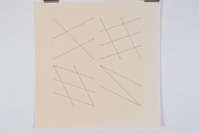 David Saunders (Né en 1936) Oblique Construction Series
, 1975
Encre sur carton. Signée...