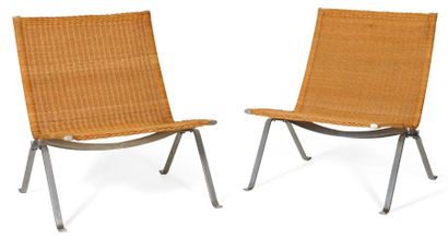 POUL KJAERHOLM (1929-1980) Paire de chauffeuses « PK22 » Rotin et acier. Edition...