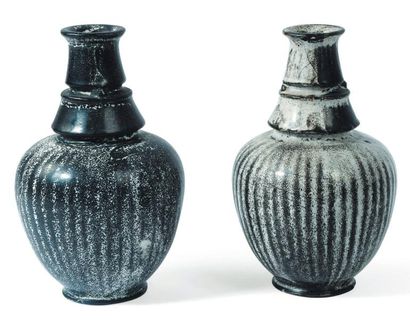 SVEND HAMMERSHOI (1873-1948) Paire de vases goulot Céramique émaillée polychrome....