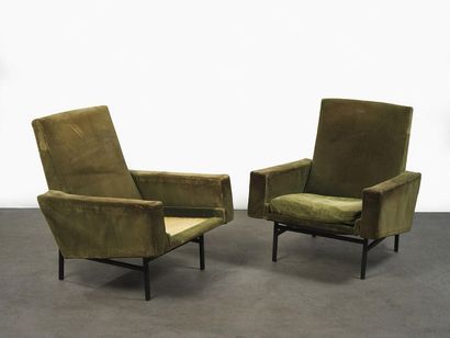 Pierre GUARICHE (1926-1995) Paire de fauteuils modèle « G10 »

Velours vert et métal...