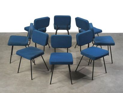 ANDRÉ SIMARD (Né en 1926) Série de 8 chaises 

Tissu bleu et métal laqué noir

Édition...