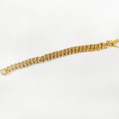 null 18K (750) yellow gold bracelet with American mesh.

L_20,5 cm

Weight: 17.3...