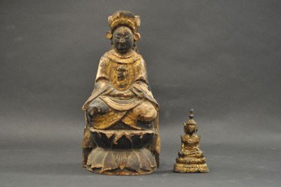 null Ensemble de deux statuettes de Bouddha, l'une thaîlandaise et l'autre chinoise...