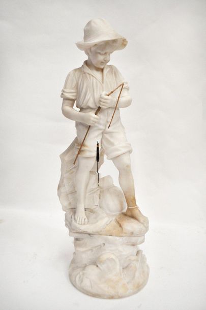 Félix Charpentier (1858-1924) Le petit pêcheur Marbre blanc sculpté et signé. (Restaurations)...
