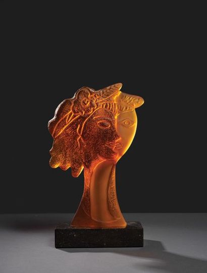 DAUM France d'après Georges BRAQUE (1882 - 1963) Perséphata 

Sculpture in orange...