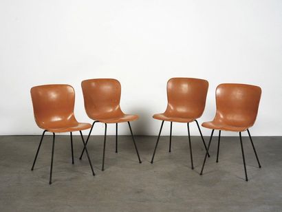 null Pierre Paulin (attribué à) Série de 4 chaises Bois courbé teinté et métal laqué...