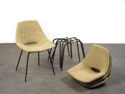null Pierre Guariche (1926-1995) Série de 4 chaises modèle " Tonneau " Tissu gris...