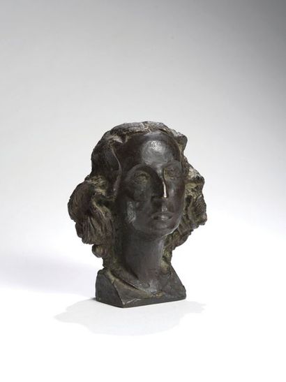 APELLES FENOSA (1899-1989) 
Portrait of Marie-Laure de Noailles
Bronze with brown...