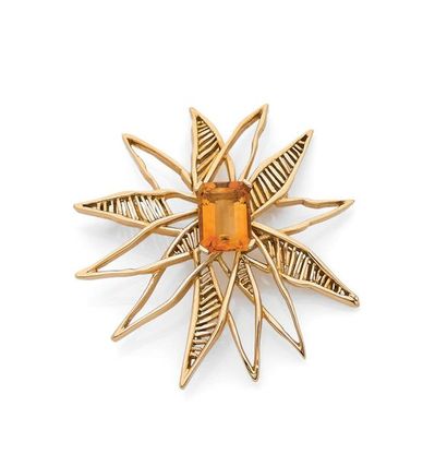 Georges BRAQUE (1882-1963) "Helios"
An 18K (750) yellow gold brooch set with a citrine.
Signed...
