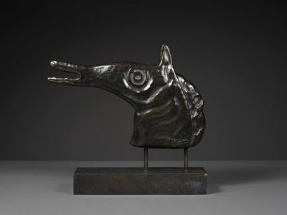Georges BRAQUE (1882-1963) 
Aréion, 1962-2008
Sculpture en bronze à patine brun vert.
Cachet...