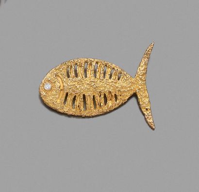 Georges BRAQUE (1882-1963) "Scamander"
An 18K (750) yellow gold brooch set with a...